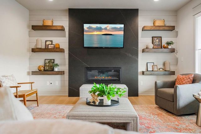 16767 S Fellows Street, Olathe, KS 66062