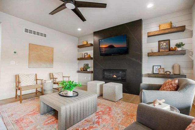 16767 S Fellows Street, Olathe, KS 66062