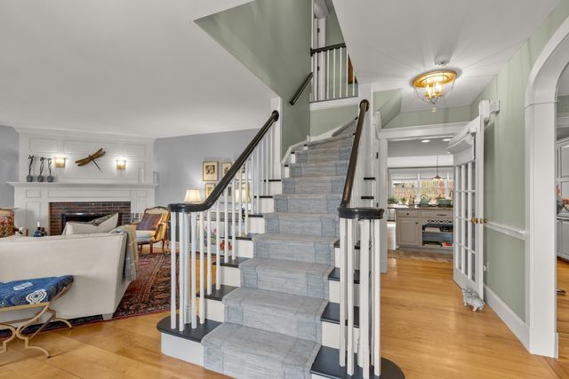 8 Old Seabury Road, York, ME 03909