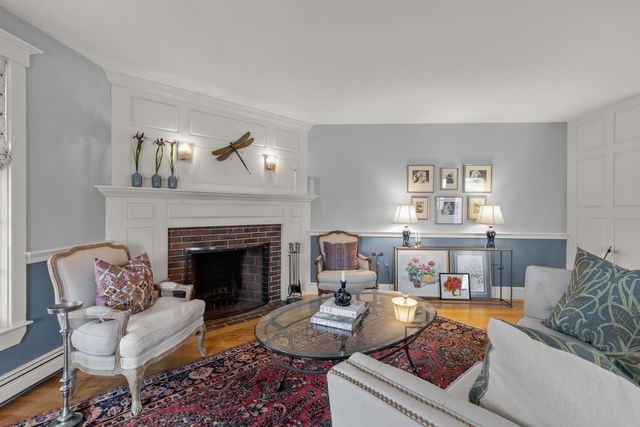 8 Old Seabury Road, York, ME 03909