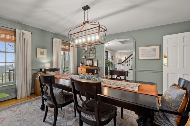 8 Old Seabury Road, York, ME 03909