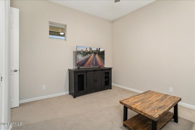 3273 PROSPECTOR Way, Wickenburg, AZ 85390