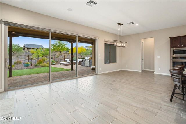 3273 PROSPECTOR Way, Wickenburg, AZ 85390