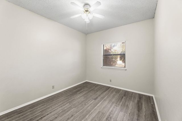 5737 N Scout Island CIR, Austin, TX 78731