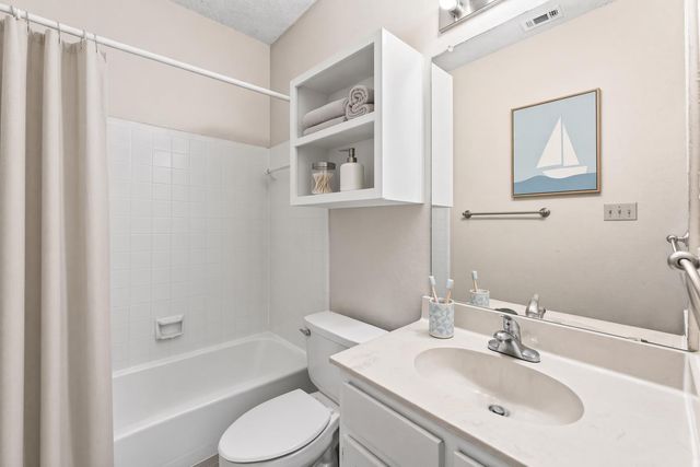 5737 N Scout Island CIR, Austin, TX 78731