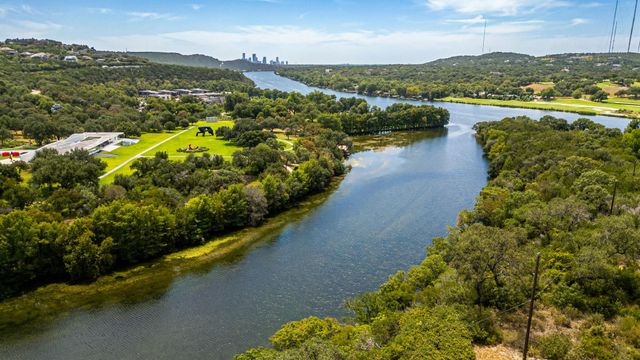 5737 N Scout Island CIR, Austin, TX 78731