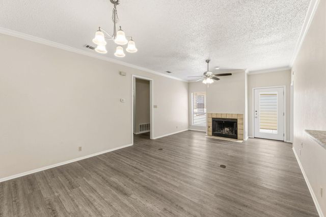 5737 N Scout Island CIR, Austin, TX 78731