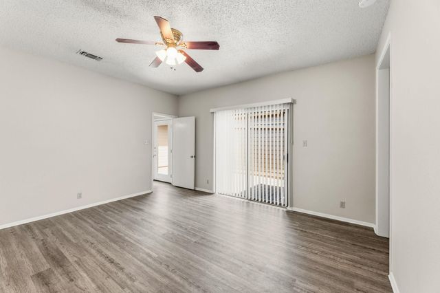 5737 N Scout Island CIR, Austin, TX 78731