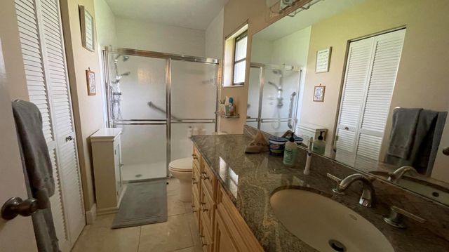 6165 Sunny Pointe Circle, Delray Beach, FL 33484