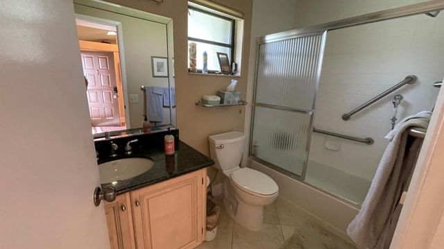 6165 Sunny Pointe Circle, Delray Beach, FL 33484