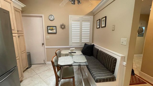 6165 Sunny Pointe Circle, Delray Beach, FL 33484