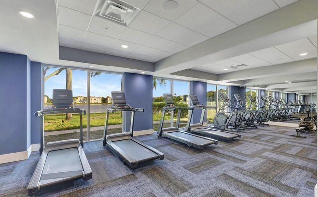 6165 Sunny Pointe Circle, Delray Beach, FL 33484