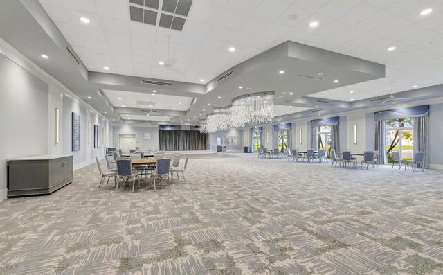 6165 Sunny Pointe Circle, Delray Beach, FL 33484