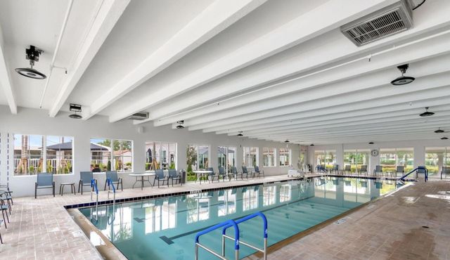 6165 Sunny Pointe Circle, Delray Beach, FL 33484