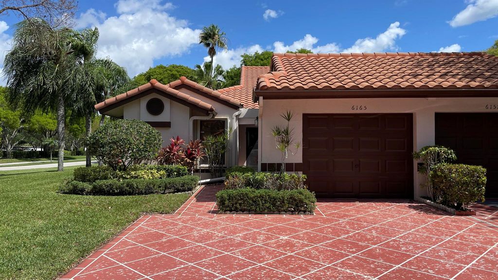 6165 Sunny Pointe Circle, Delray Beach, FL 33484
