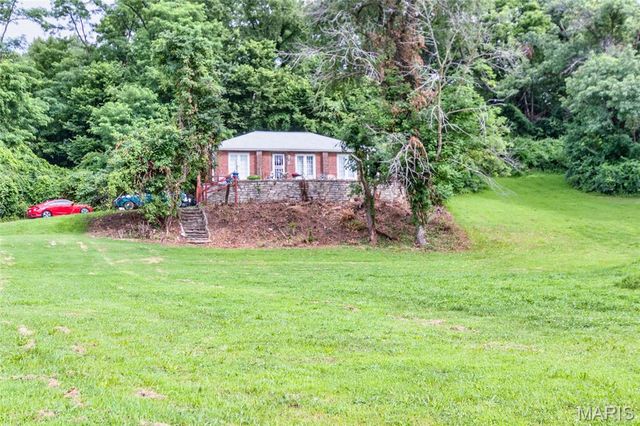 9705 Riverview Drive, St Louis, MO 63137