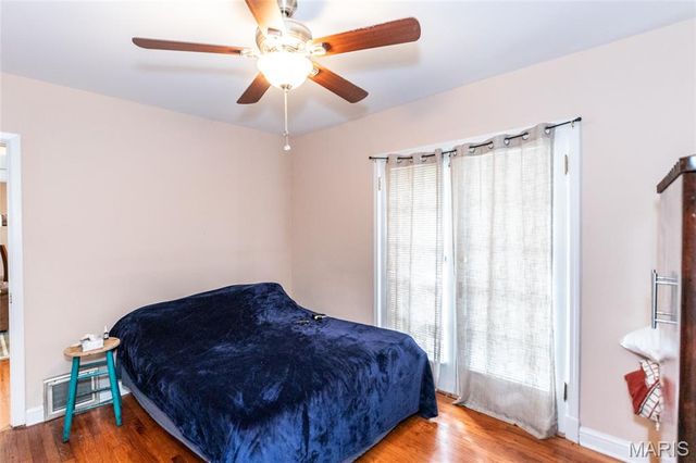 9705 Riverview Drive, St Louis, MO 63137