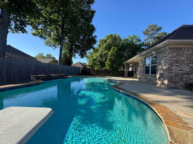 3018 DAPPLE GRAY, Benton, AR 72015