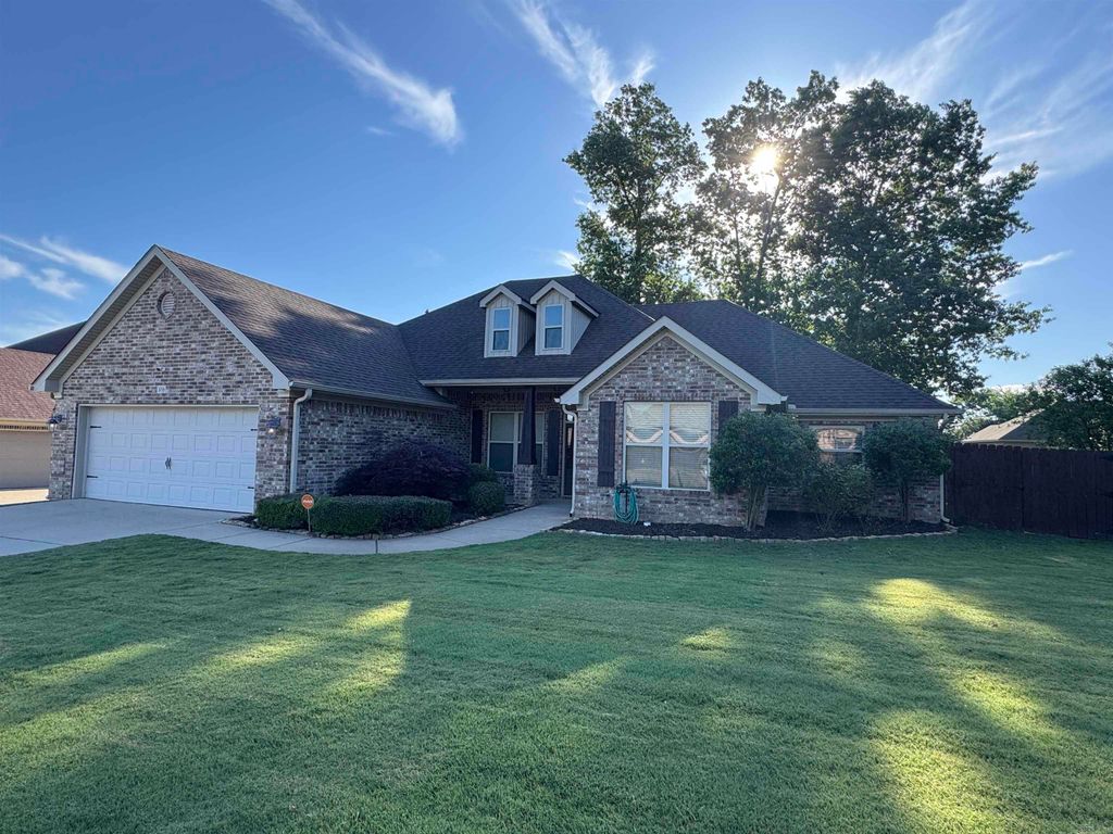 3018 DAPPLE GRAY, Benton, AR 72015