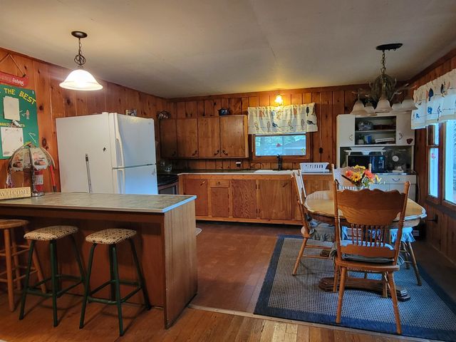 1441 Birma Trail, Beaverton, MI 48612