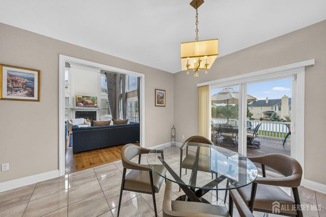 5 Adam Court, Monroe, NJ 08831