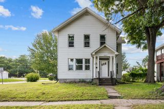 1504 Pershing Avenue, Davenport, IA 52803