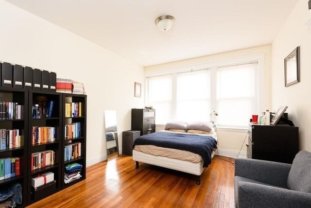 333 Harvard 12, Cambridge, MA 02139