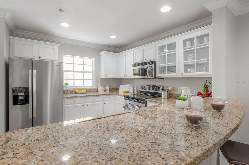 Image 12 of property listing at 3308 LAS CAMPOS PLACE, Tampa, FL 33611