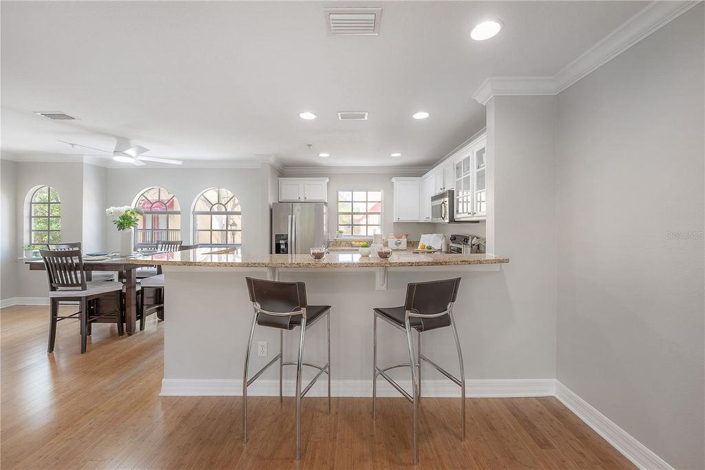 Image 13 of property listing at 3308 LAS CAMPOS PLACE, Tampa, FL 33611