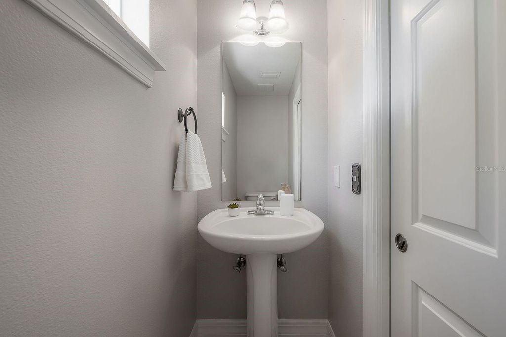 Image 25 of property listing at 3308 LAS CAMPOS PLACE, Tampa, FL 33611