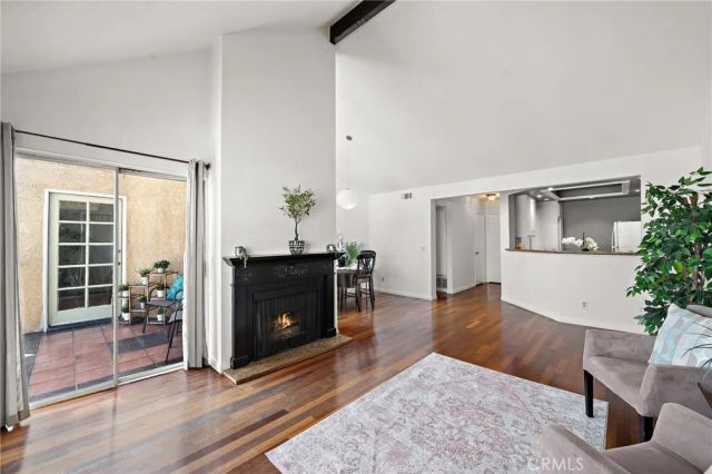 1100 Newport Avenue 404, Long Beach, CA 90804