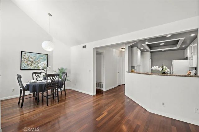 1100 Newport Avenue 404, Long Beach, CA 90804