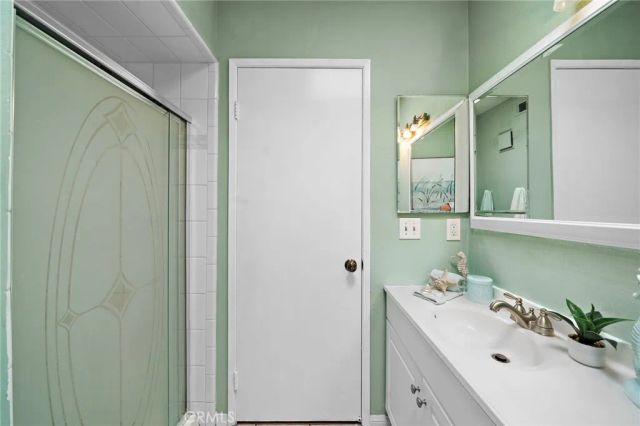 1100 Newport Avenue 404, Long Beach, CA 90804