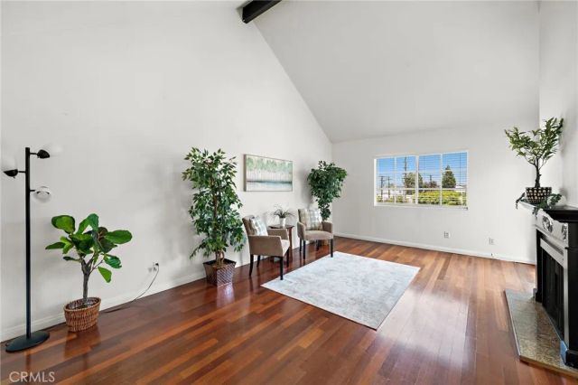 1100 Newport Avenue 404, Long Beach, CA 90804