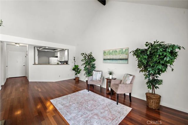 1100 Newport Avenue 404, Long Beach, CA 90804