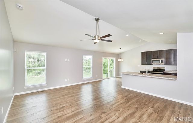 133 Day Lily Lane, Wentzville, MO 63385