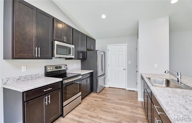 133 Day Lily Lane, Wentzville, MO 63385