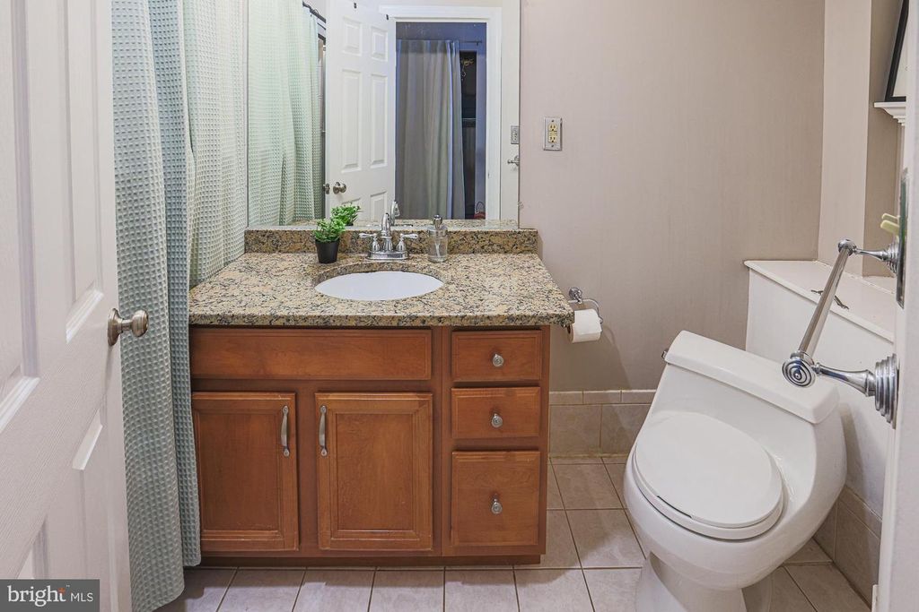Image 19 of property listing at 1010 S BOULDIN ST, Baltimore, MD 21224