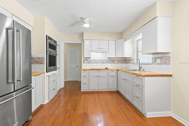 965 SANTA MONICA DRIVE, Dunedin, FL 34698