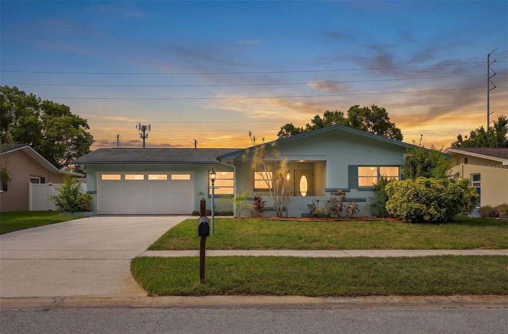 965 SANTA MONICA DRIVE, Dunedin, FL 34698