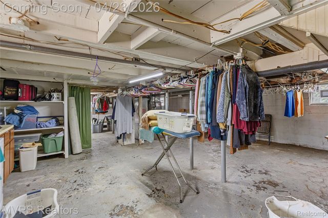 907 Batavia Avenue, Royal Oak, MI 48067