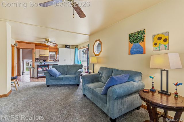 907 Batavia Avenue, Royal Oak, MI 48067