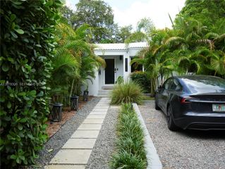 12015 NE 10 Avenue, Biscayne Park, FL 33161