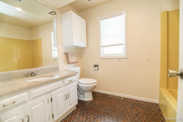 3203 Elizabeth Street, Marengo, IL 60152