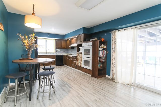 3203 Elizabeth Street, Marengo, IL 60152