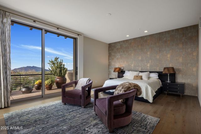 9807 E BROKEN SPUR Drive, Scottsdale, AZ 85262