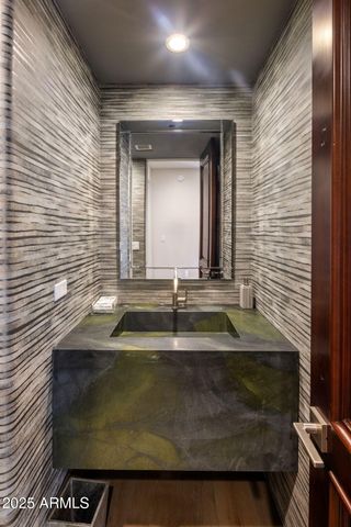 9807 E BROKEN SPUR Drive, Scottsdale, AZ 85262