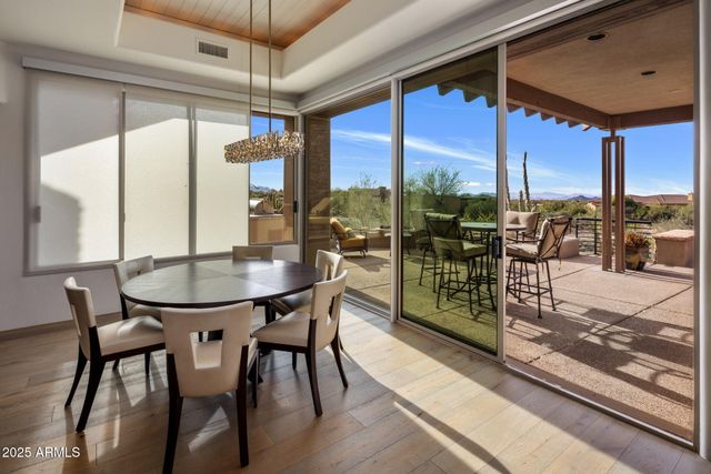 9807 E BROKEN SPUR Drive, Scottsdale, AZ 85262