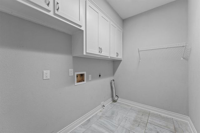 2023 Forest Garden Drive, Kingwood, TX 77345