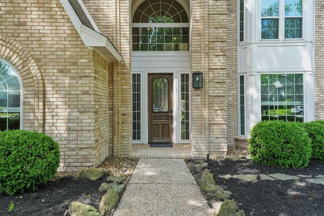 2023 Forest Garden Drive, Kingwood, TX 77345